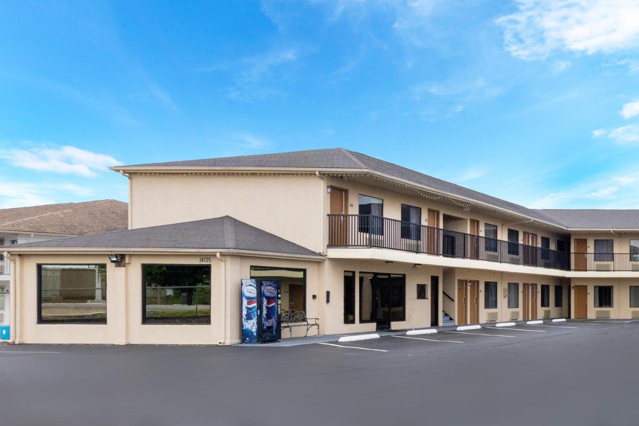 Days Inn By Wyndham St. Robert Waynesville/Ft. Leonard Wood Zewnętrze zdjęcie