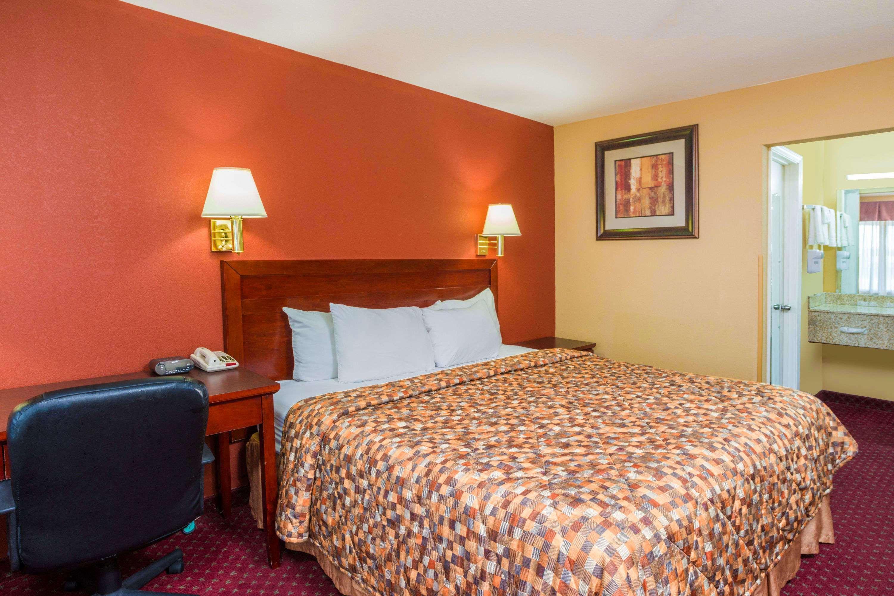 Days Inn By Wyndham St. Robert Waynesville/Ft. Leonard Wood Zewnętrze zdjęcie