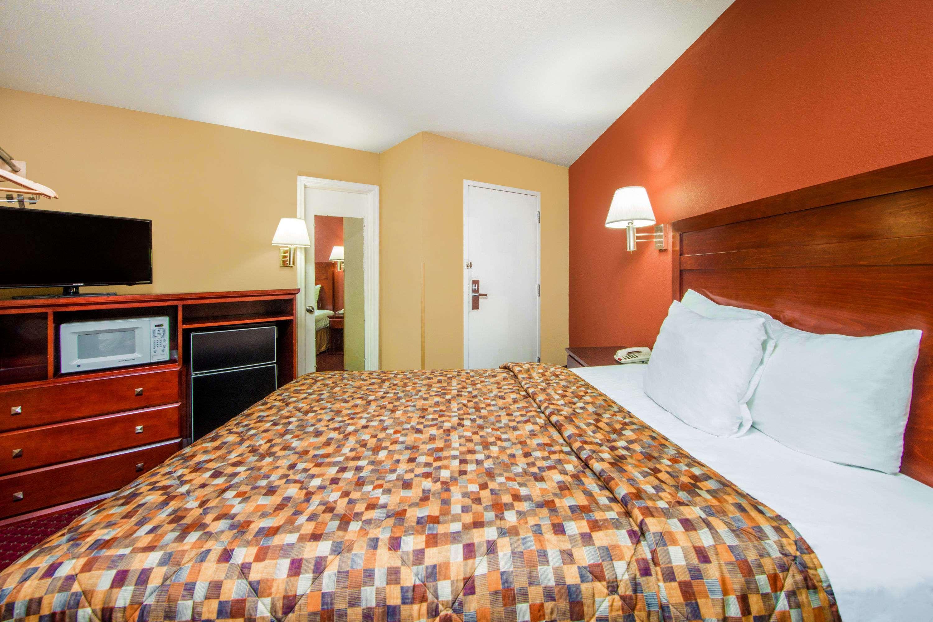 Days Inn By Wyndham St. Robert Waynesville/Ft. Leonard Wood Zewnętrze zdjęcie